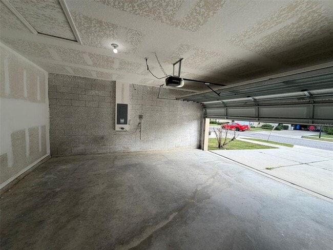 Building Photo - 10212 Hawk Storm Ave