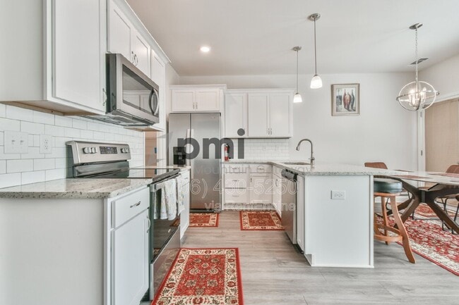 Building Photo - 6306 Pne Rdg Pt