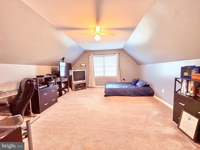 Building Photo - 39 Wild Rose Dr