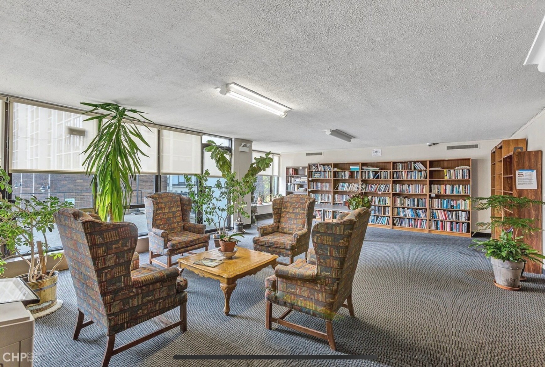 Building Photo - 5455 N Sheridan Rd