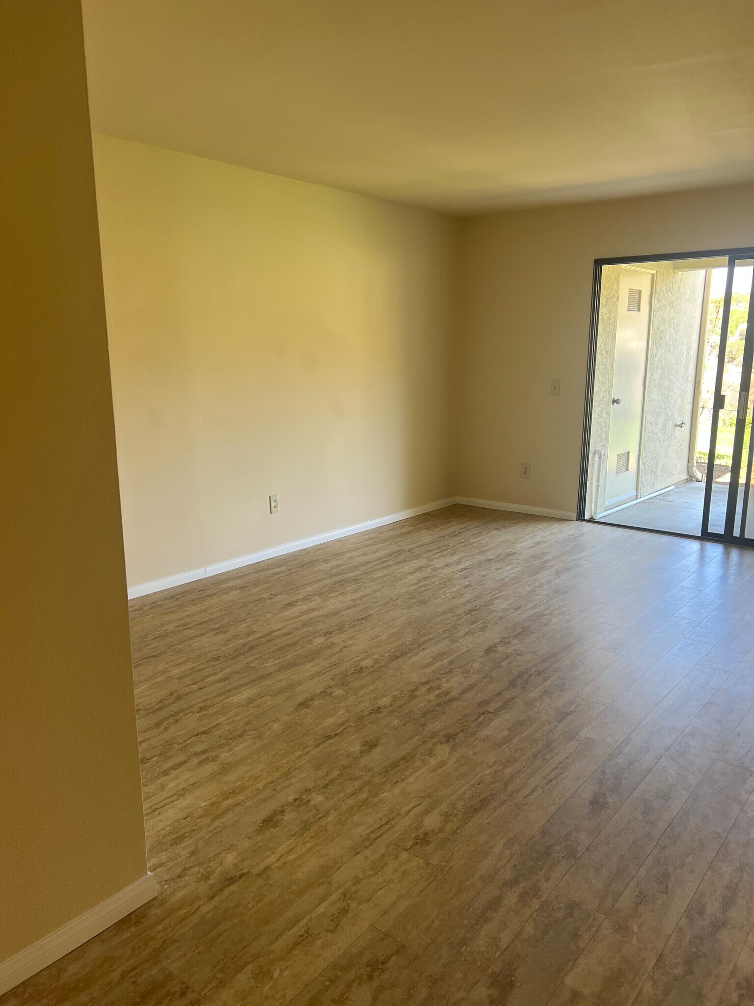 Building Photo - 3129 Camino del Arco