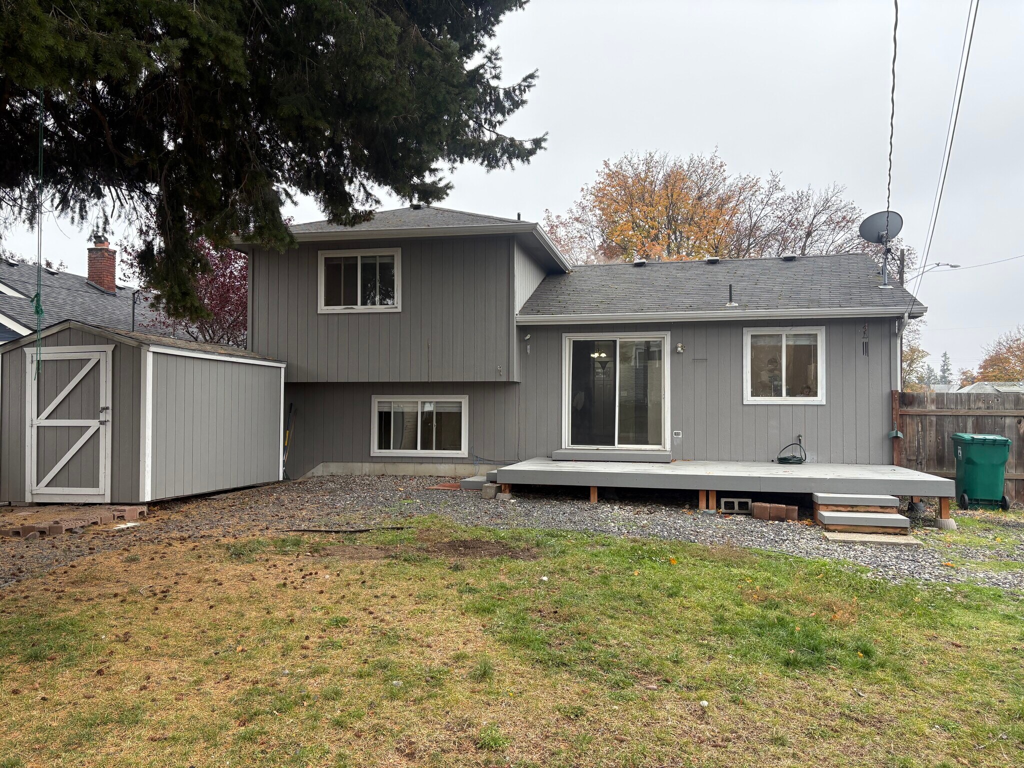 Building Photo - 1228 W Cleveland Ave