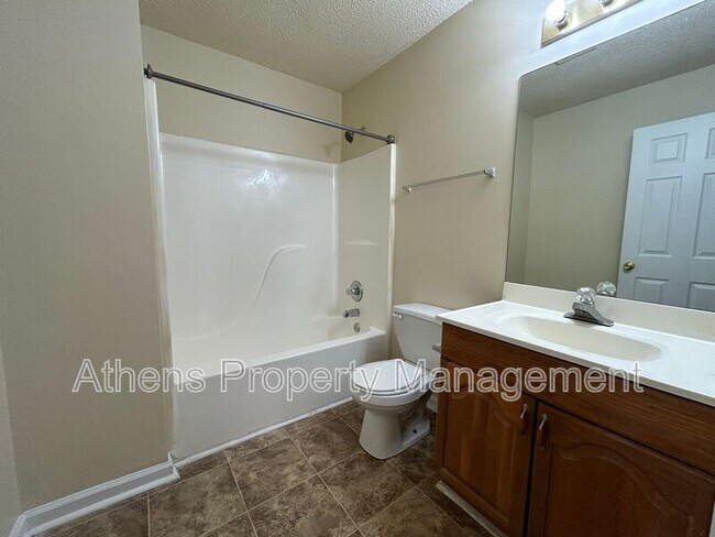 Building Photo - 1804 Cedar Shoals Dr