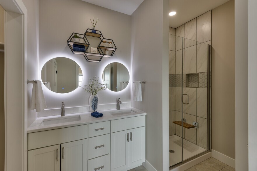 Building Photo - 625 Layne Dr