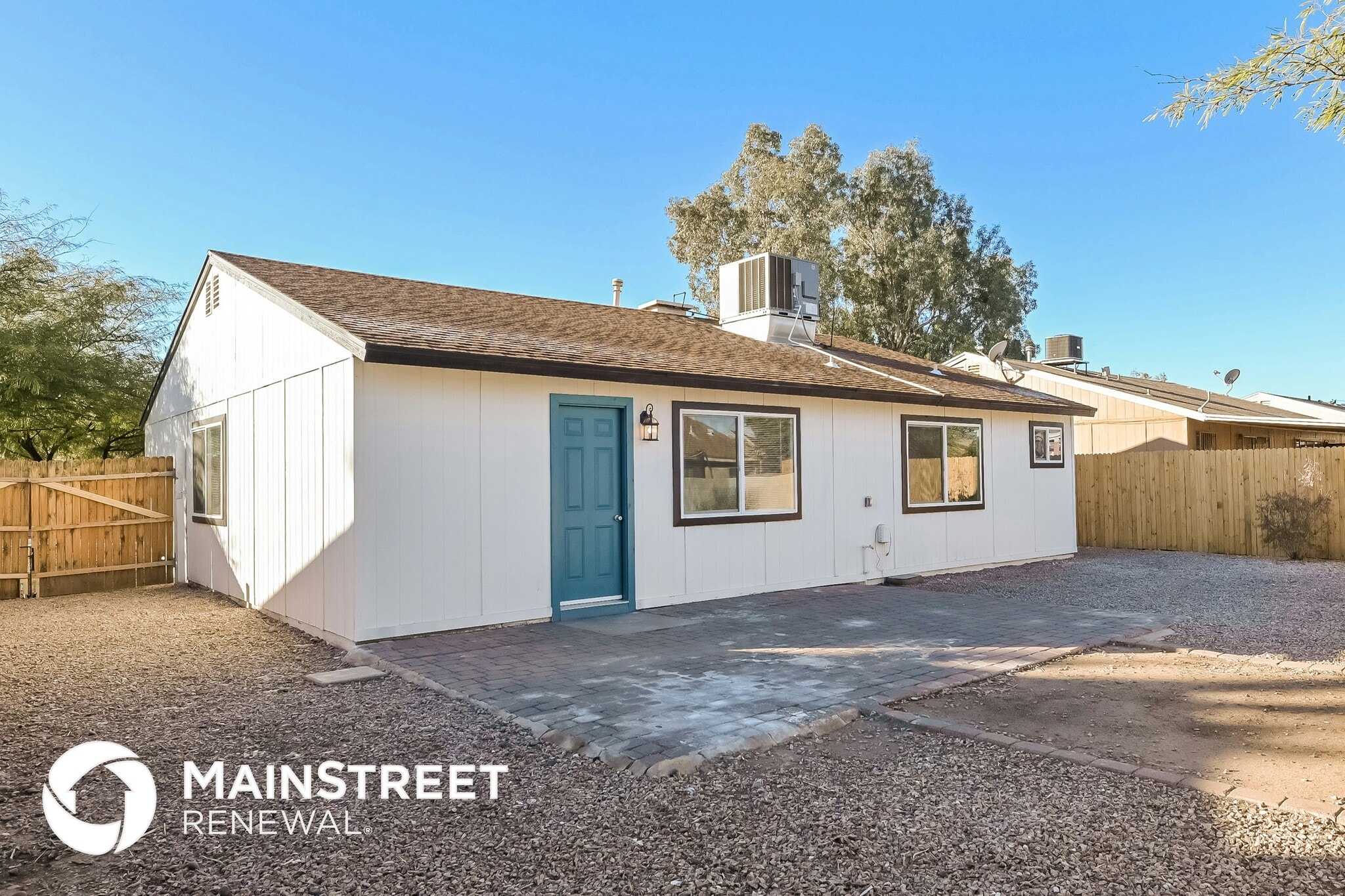 Building Photo - 1950 W Burgundy Way