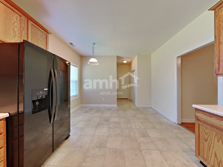 Building Photo - 4613 Clifton Ct