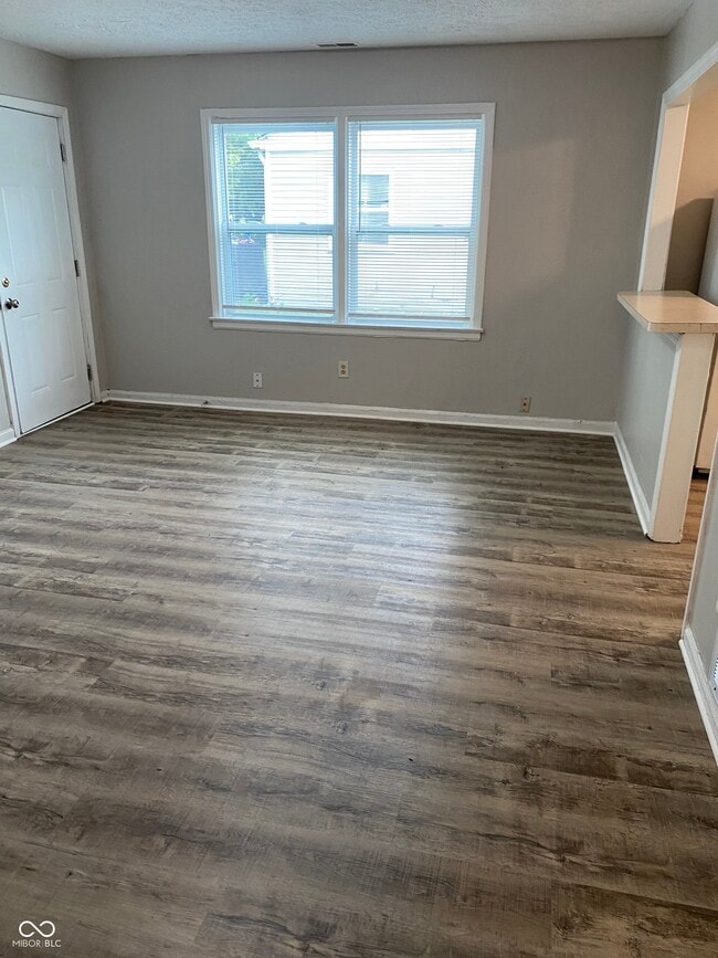 Building Photo - 2163 Admiral Dr