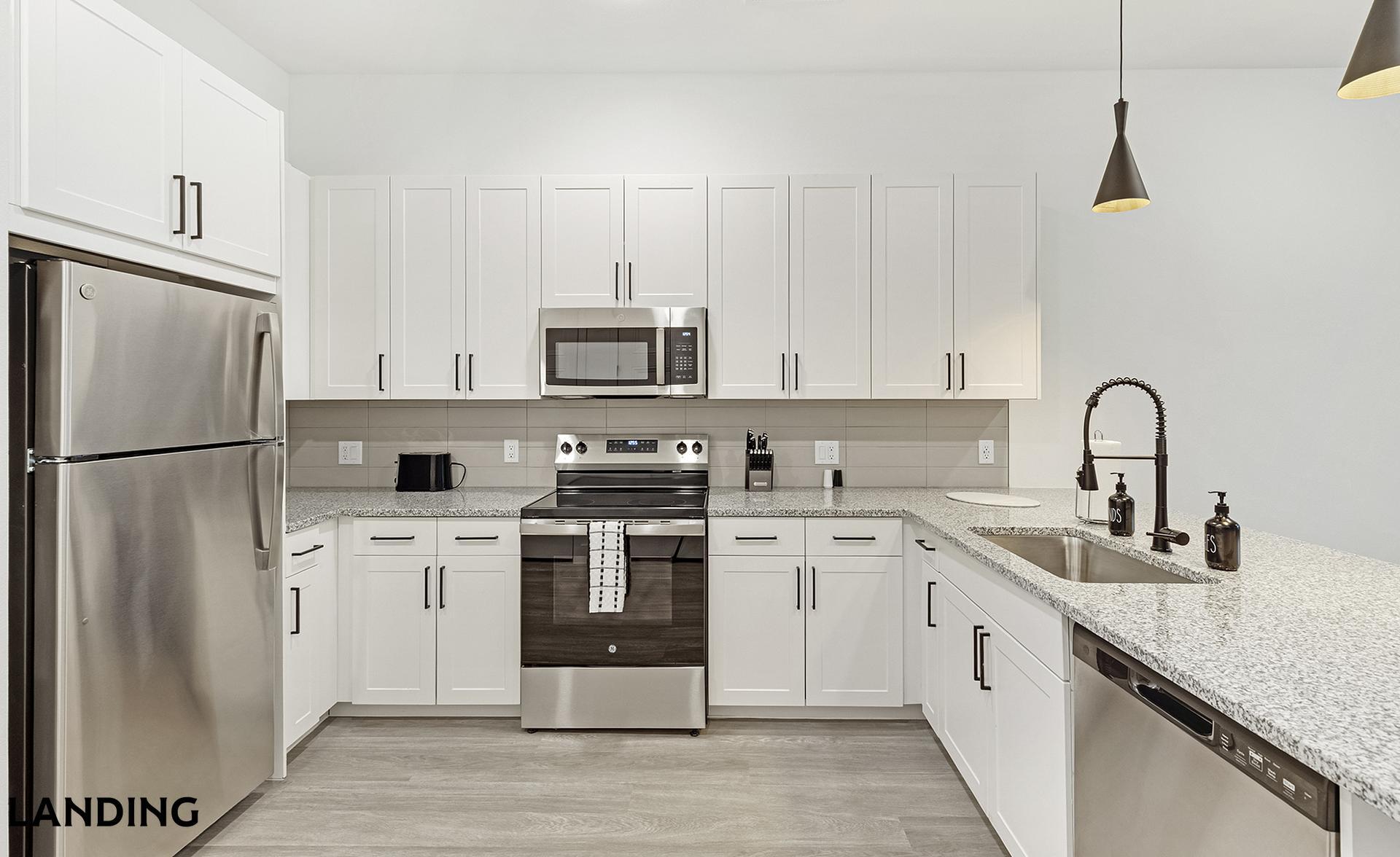 Building Photo - 650 E Sycamore St