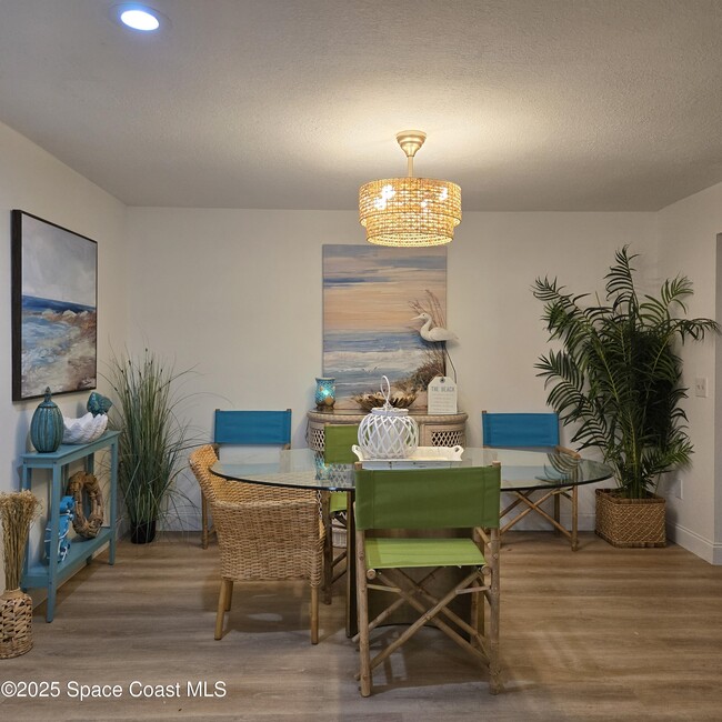 Building Photo - 8761 Ilex Ct