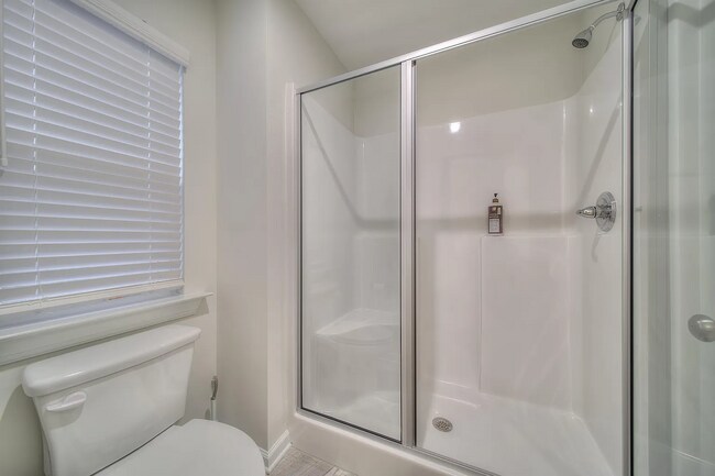 Building Photo - 710 Red Cedar Ct