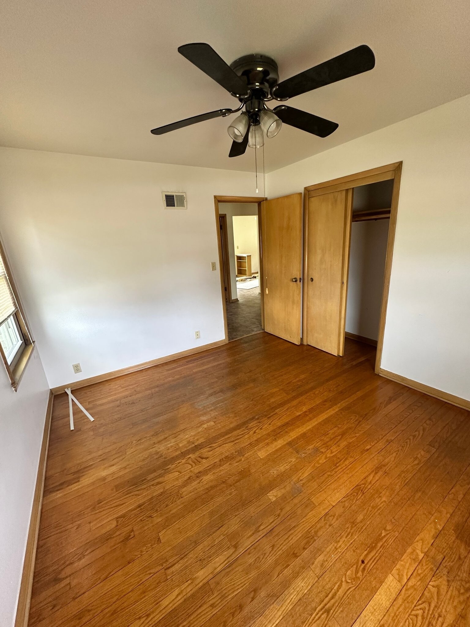 Building Photo - 3610 S Howell Ave