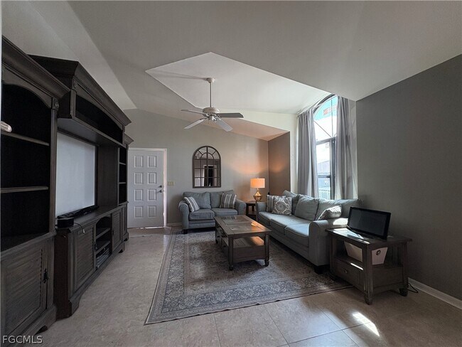 Building Photo - 13226 Whitehaven Ln