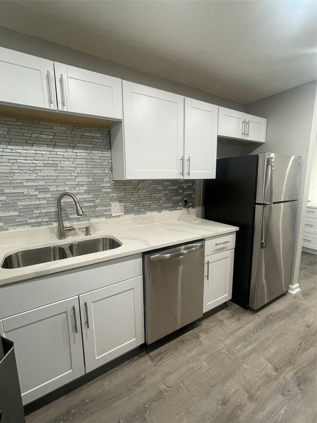 Building Photo - 4511 Alvin St