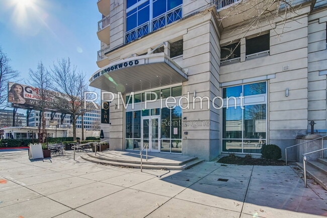 Building Photo - 1820 Peachtree Rd NW