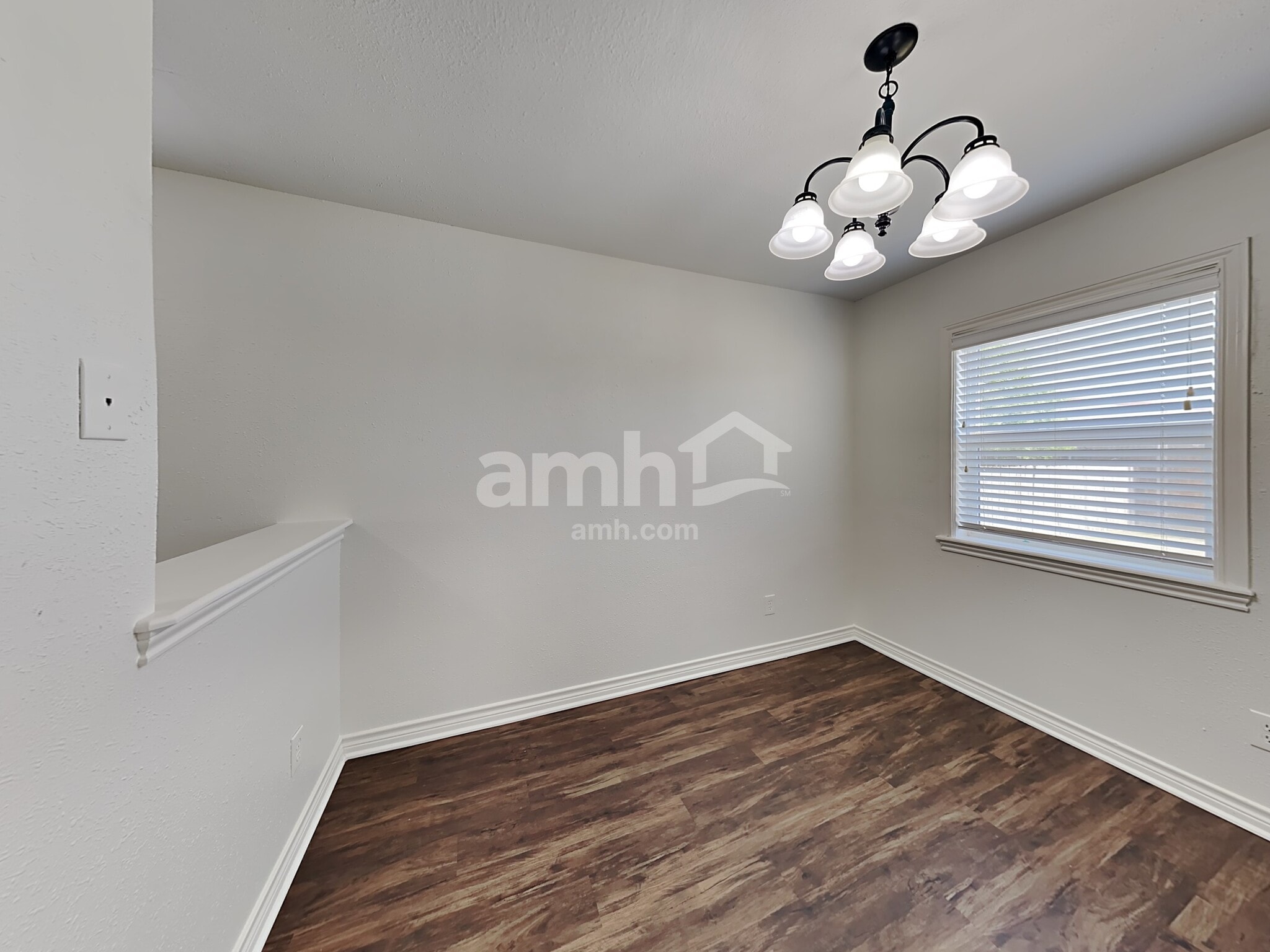 Building Photo - 416 Madison Pl