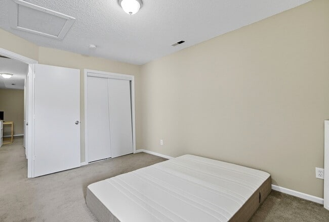 Building Photo - 3729 Peppercorn Way