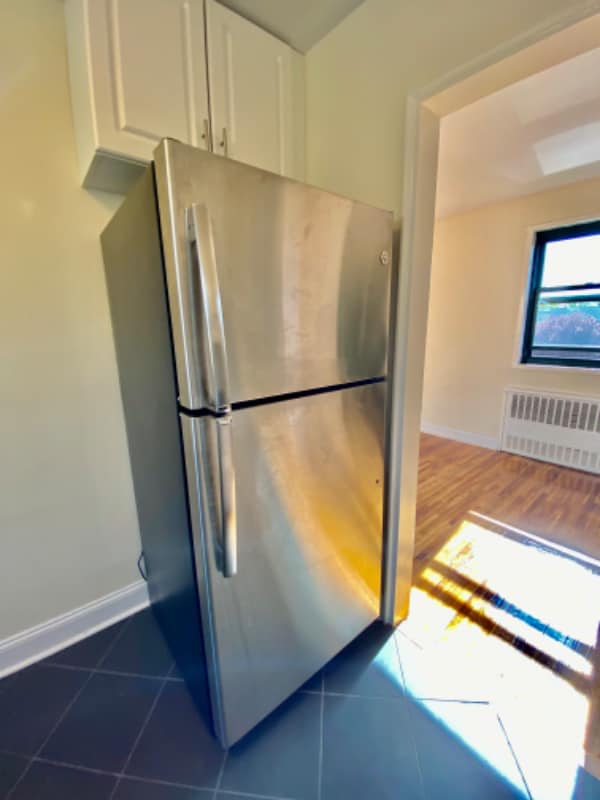 Building Photo - 200 Beacon Hill Dr