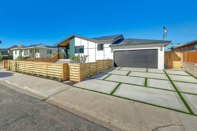 Building Photo - 436 Date Ave