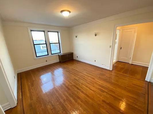 Building Photo - 124 Parrott Pl