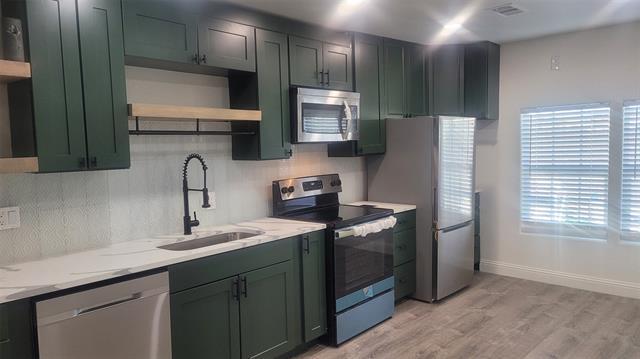 Building Photo - 1204 Live Oak St