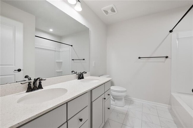 Building Photo - 3005 Eagle Ridge Dr