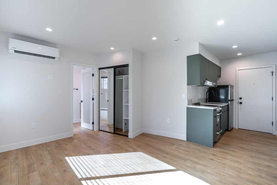 Primary Photo - Hollywood Biltmore