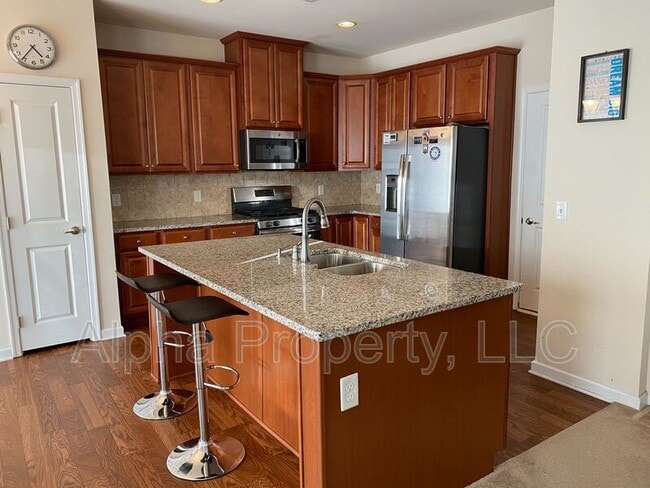 Building Photo - 308 Corday Ln