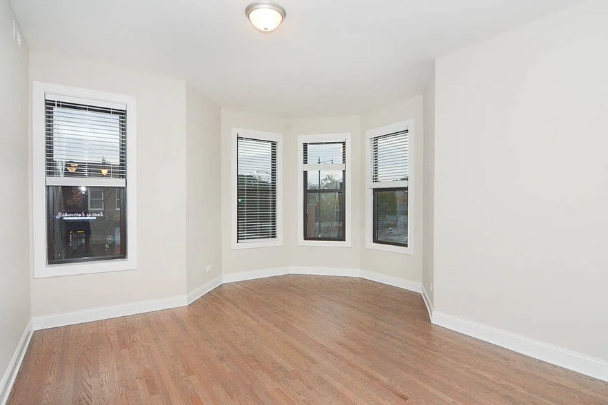 Building Photo - 3409 W Fullerton Ave