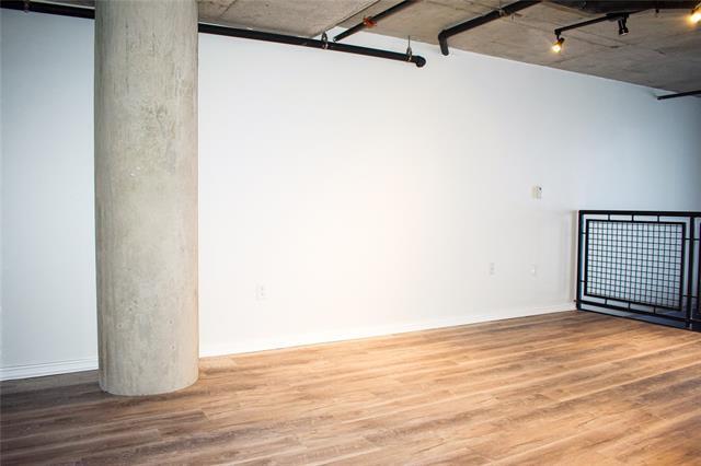 Building Photo - 3110 Thomas Ave