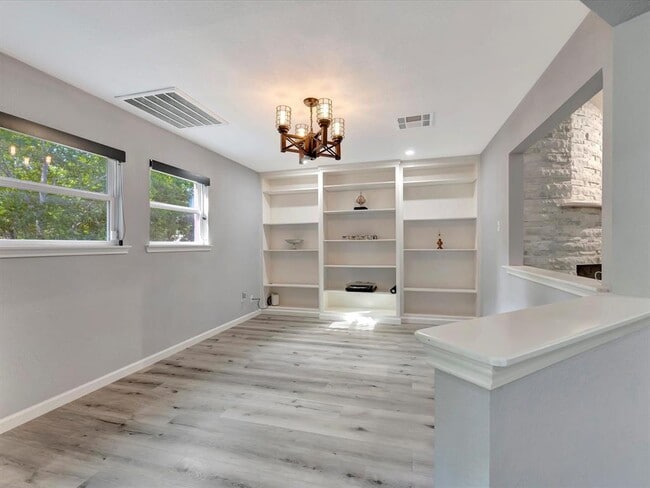 Building Photo - 5346 Apple Blossom Ln