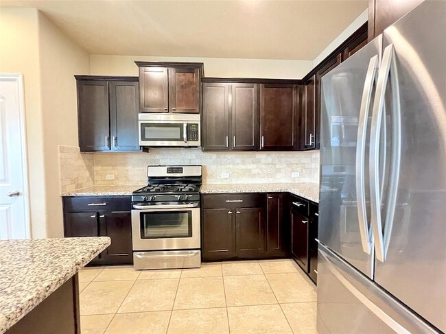 Building Photo - 16412 Vescovo Ln