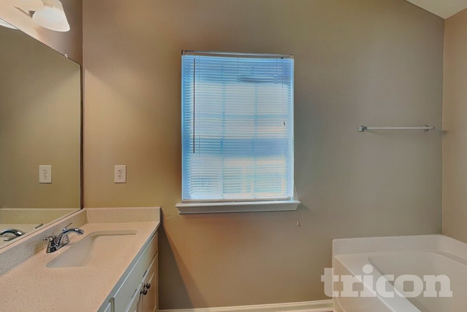 Building Photo - 5743 Village Loop