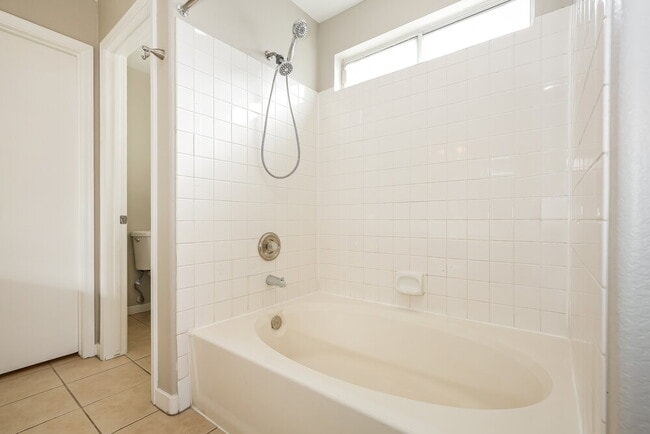 Building Photo - 8379 Yamhill St