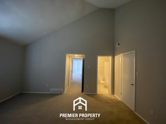 Building Photo - 4196 Crain Rd