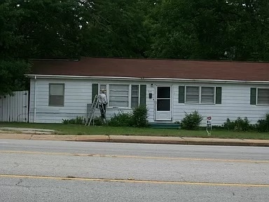 Primary Photo - 651 Chesnee Hwy
