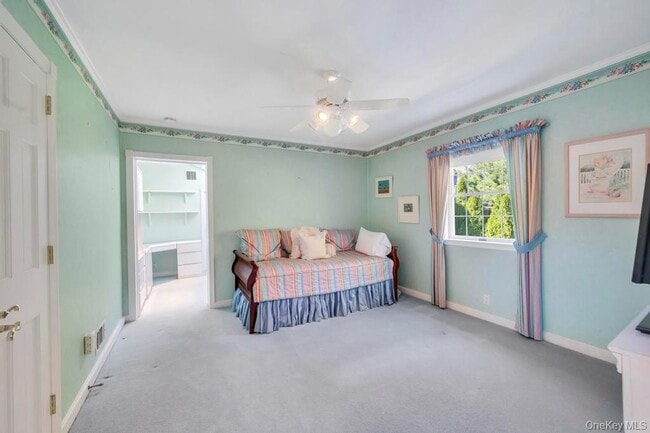 Building Photo - 22 Bayside Dr