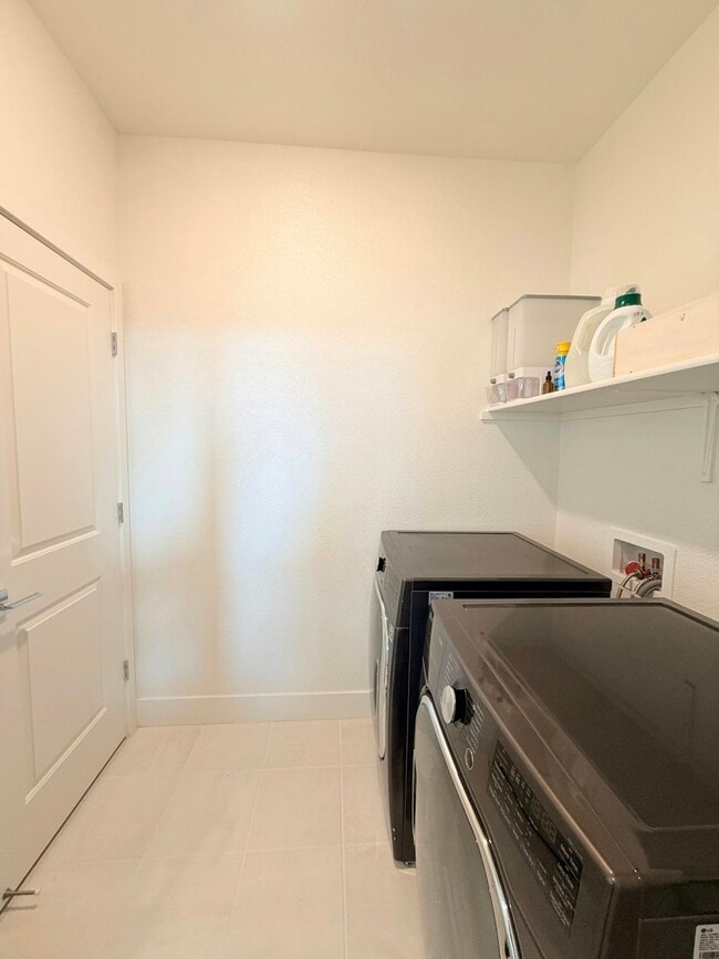 Building Photo - 5329 Frisanco Wy