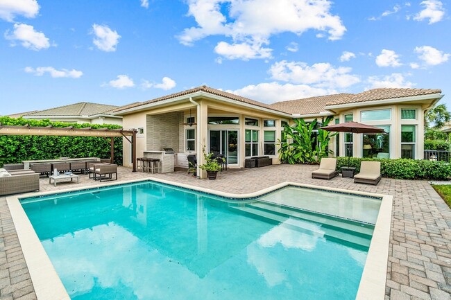 Building Photo - 114 Carmela Ct