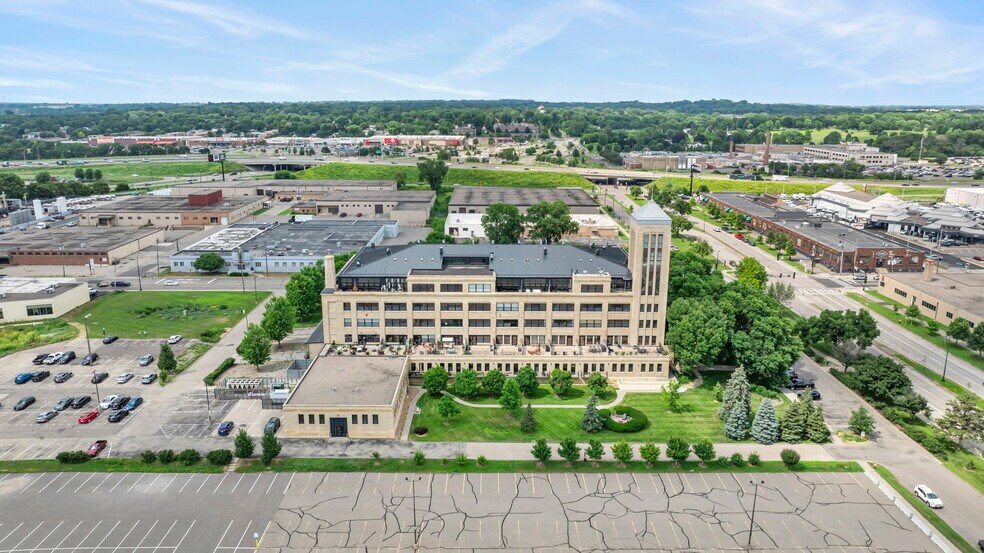 Building Photo - 730 Stinson Blvd