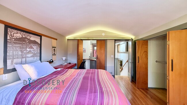 Building Photo - Charming Custom Retreat in Prime Berkeley ...