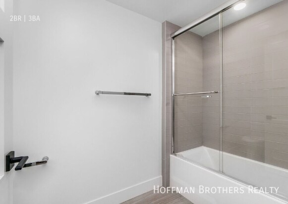 Building Photo - 3632 Keystone Av