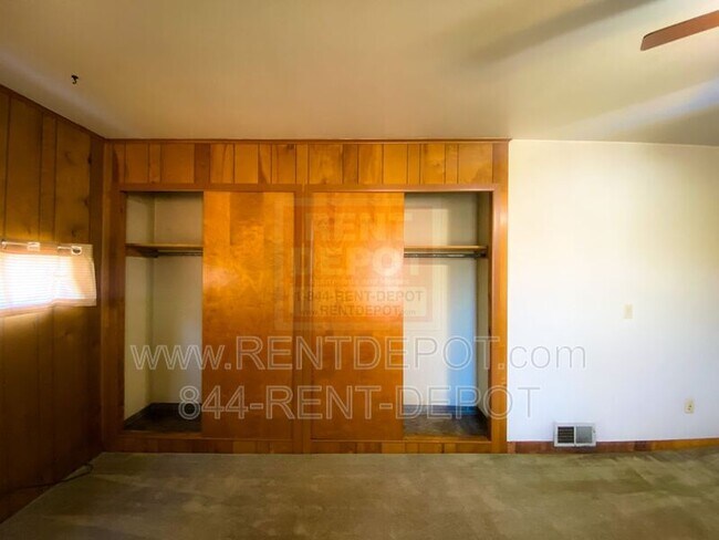Building Photo - 2719 Vogel Rd