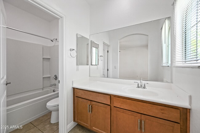 Building Photo - 4831 S Turbine