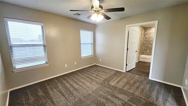 Building Photo - 8803 SW 45th St