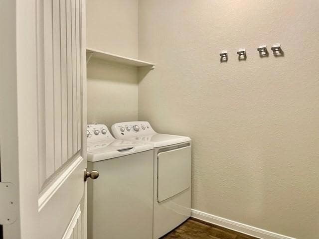 Building Photo - 505 Naset Dr