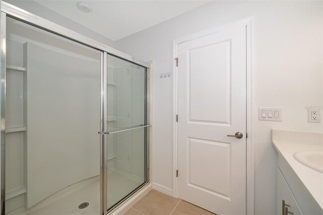 Building Photo - 4803 Vellacito Way