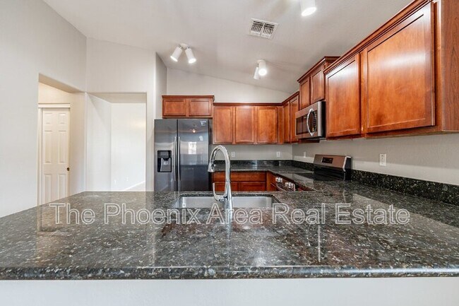Building Photo - 28214 N Quartz Way