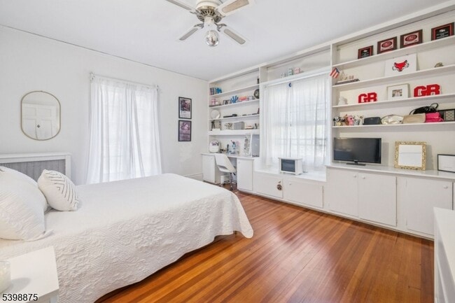 Building Photo - 258 Ridgewood Ave