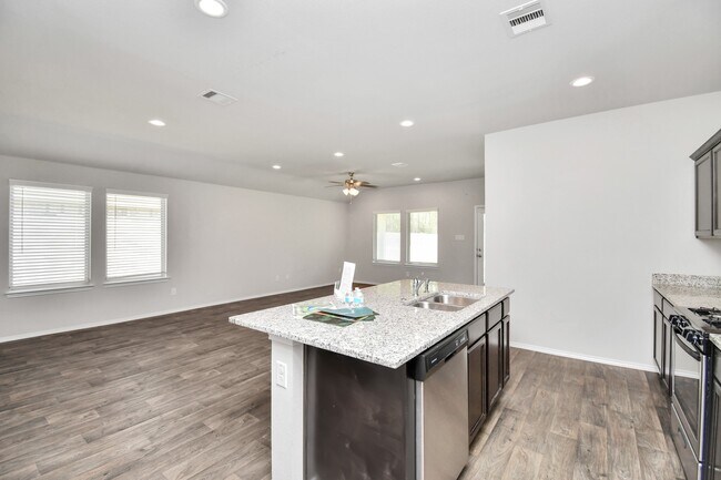 Building Photo - 14059 Crystal Cave Ln