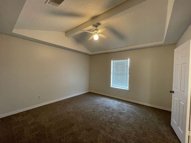 Building Photo - Brookhaven Estates Charmer!
